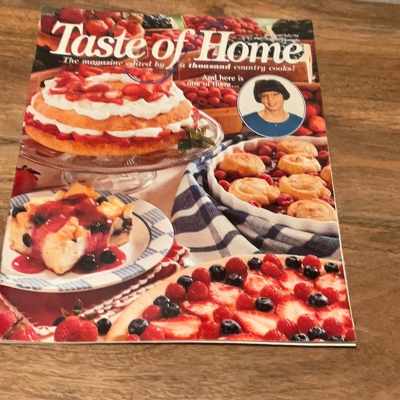 Taste of Home magazines bundle - Picture 4 of 4